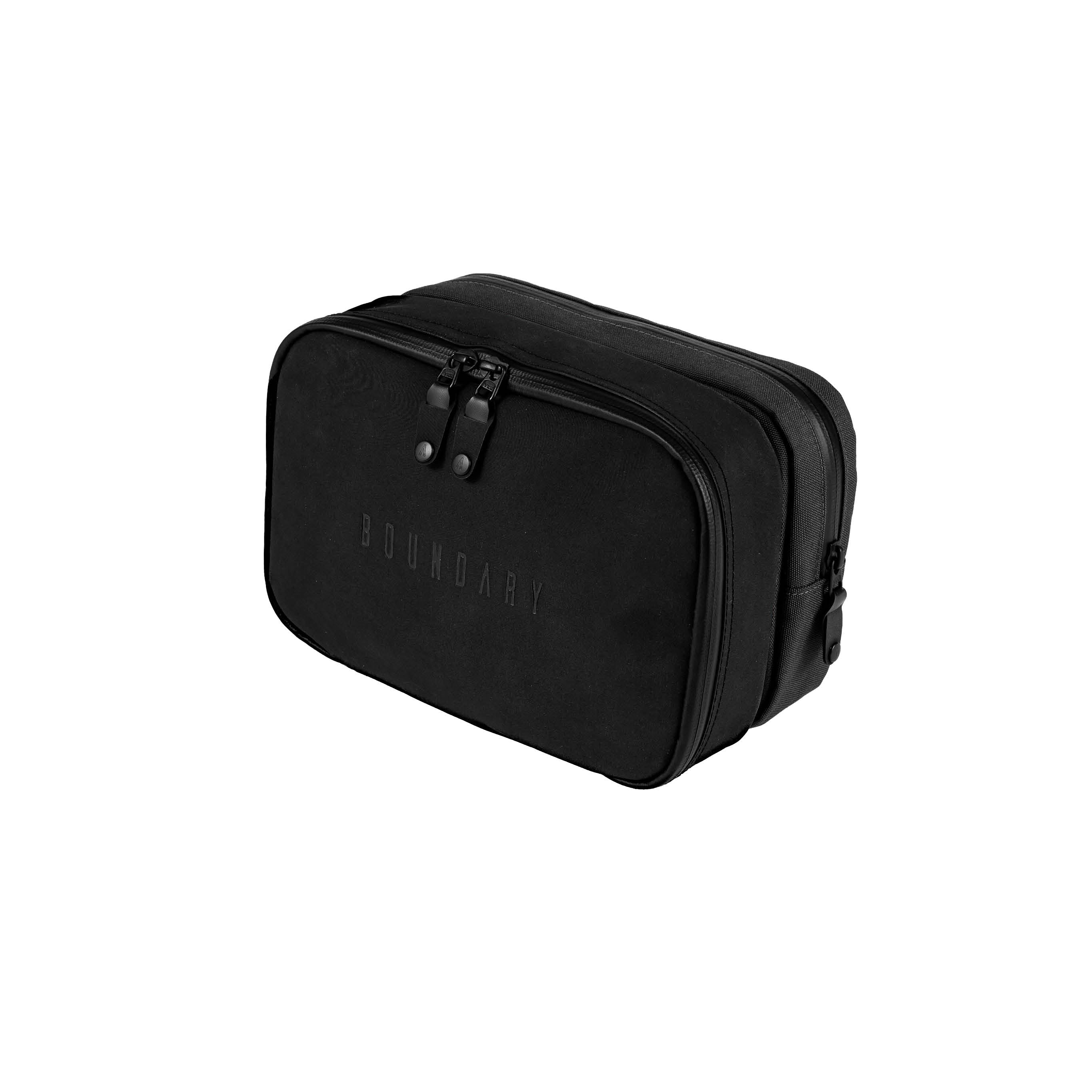 TOILETRY & TECH KIT